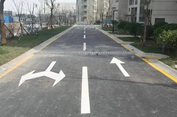 蘇州道路劃線一般什么樣的單位能做，馬路上劃線是哪個(gè)部門？