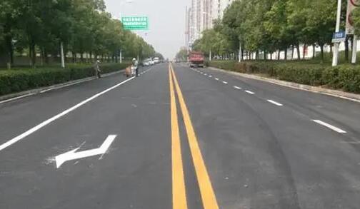 道路劃線的標(biāo)準(zhǔn)尺寸，道路劃線的寬度是多少？