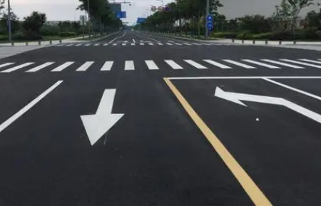 合肥道路劃線(xiàn)分析，如何保證道路畫(huà)線(xiàn)的筆直呢？